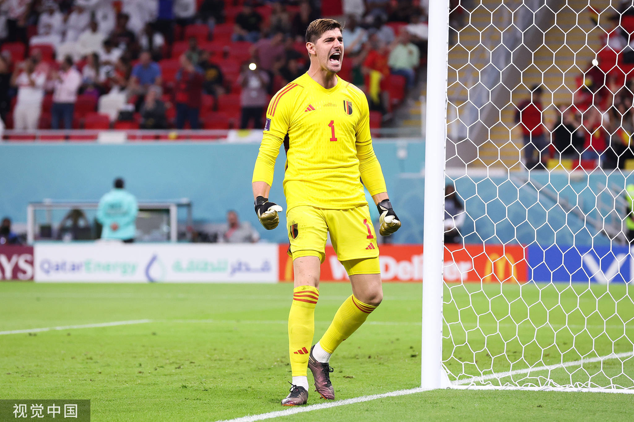 赛前洛杉矶快船更衣室发声:荷甲节点到来,悬念犹存,数据趋势出现新变化(洛杉矶快船今日战绩最新消息)-j9九游会